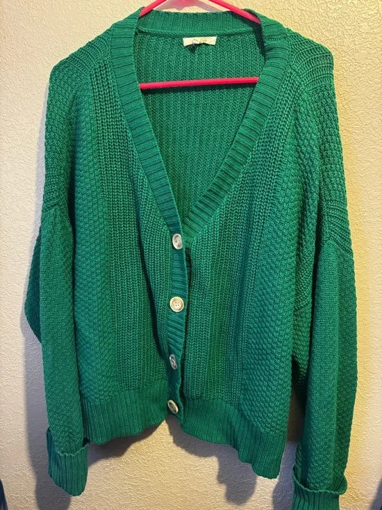 Maurices Emerald Green V-Neck Button Cardigan Sweater - Picture 1 of 3